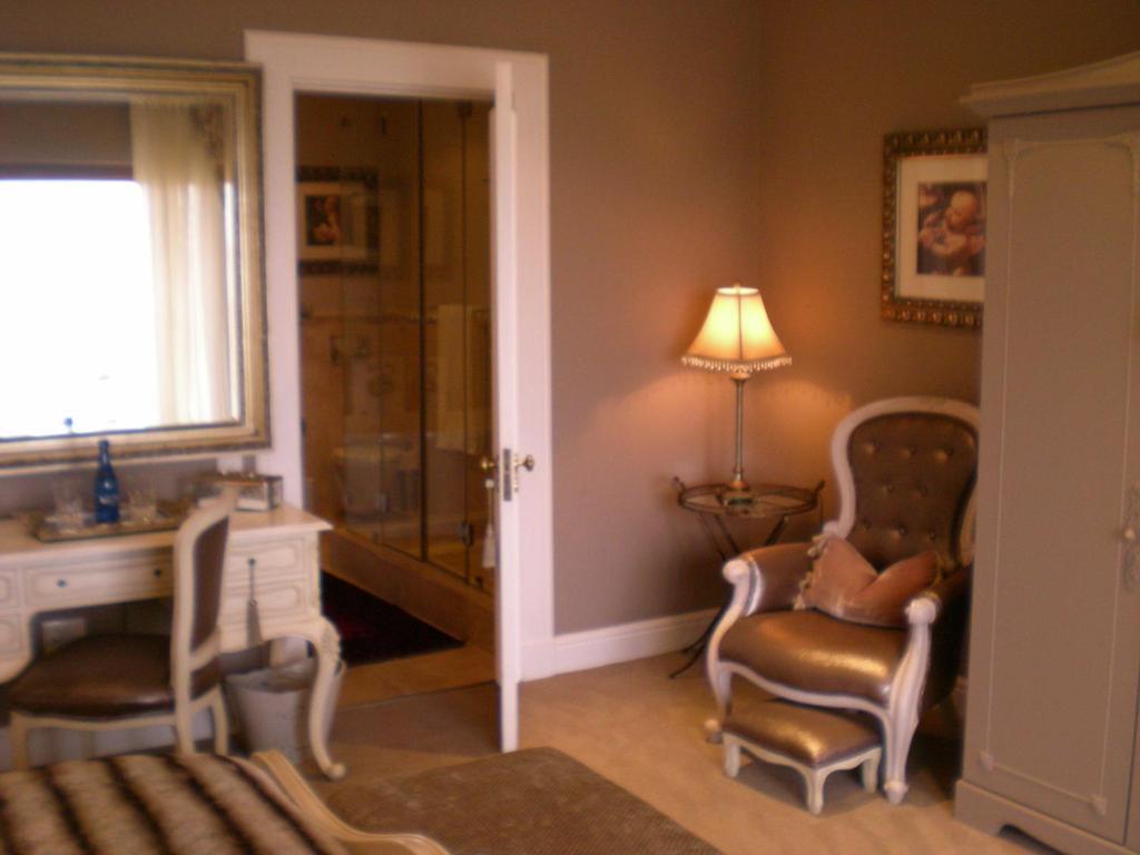 Mt Bijoux Preferred Accommodation Bloubergstrand Room photo